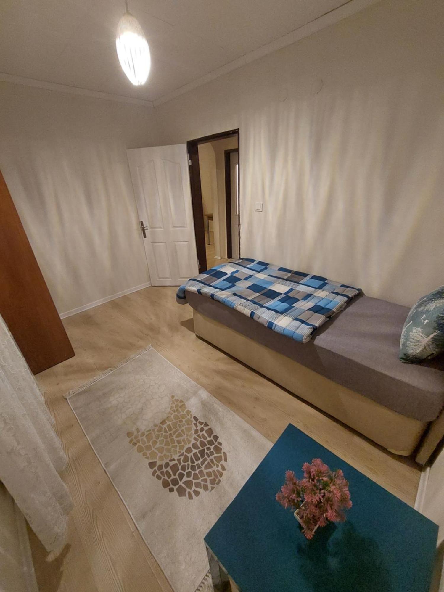 B.A.A Sabiha Goekcen Hostel อิสตันบูล ภายนอก รูปภาพ